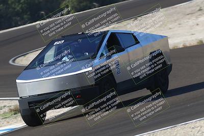 media/Nov-08-2025-Speed Ventures (Sat) [[1c7a6332f5]]/TC A/Session 1 (Turn 3)/